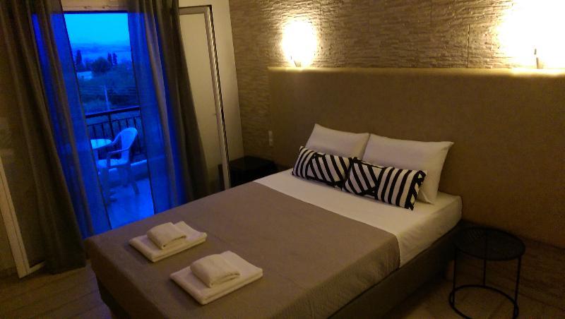 Tina Hotel Limni  Екстериор снимка